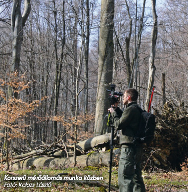 Korszerű mérőállomás munka közben - Fotó: Kolozs László
