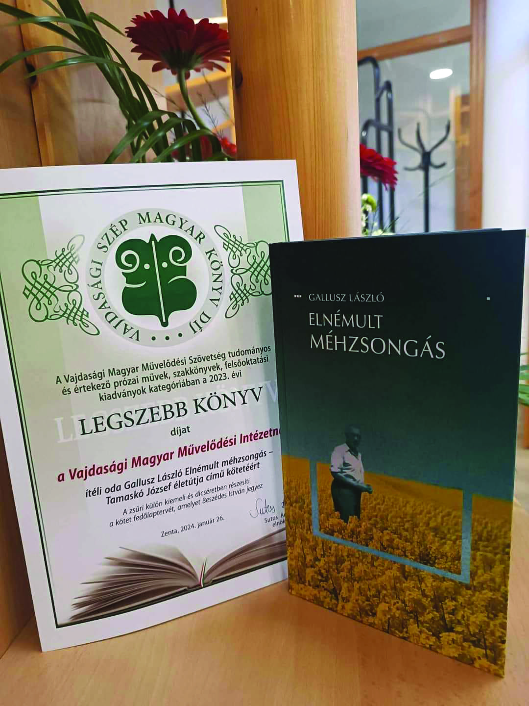 Gallusz László Elnémult méhzsongás című könyve Tamaskó József