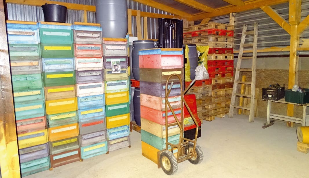 raktározás kaptárak fa faanyag