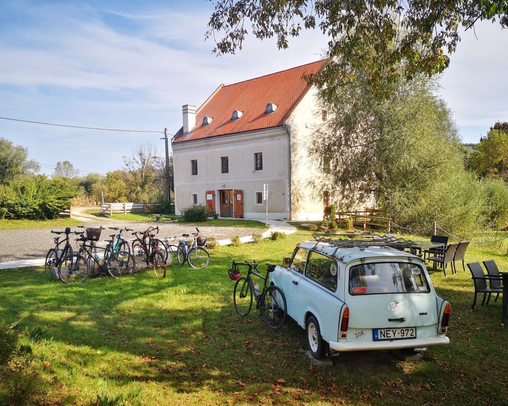 A Kerka Vízimalom udvarán kéthetente szombaton piacot is szerveznek