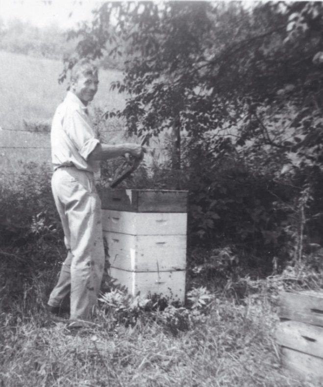 Charles Mraz a méhesében