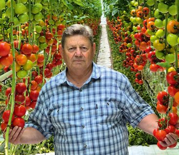 Dobos Ferenc sokéves tapasztalatairama is számíthatnak a fiatalok