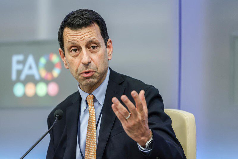 Zahedi szerint a fenntartható és ellenálló agrár-élelmezési rendszerek kulcsfontosságúak az élelmezésbiztonság és a táplálkozás biztosításában azon 1,2 milliárd ember számára, akik megélhetése ezen rendszereken múlik. © FAO