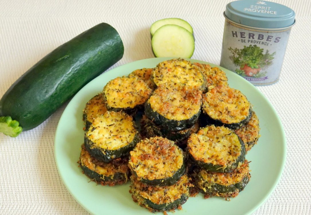 Az apróbb, fejletlen cukkini nagyon finom kirántva