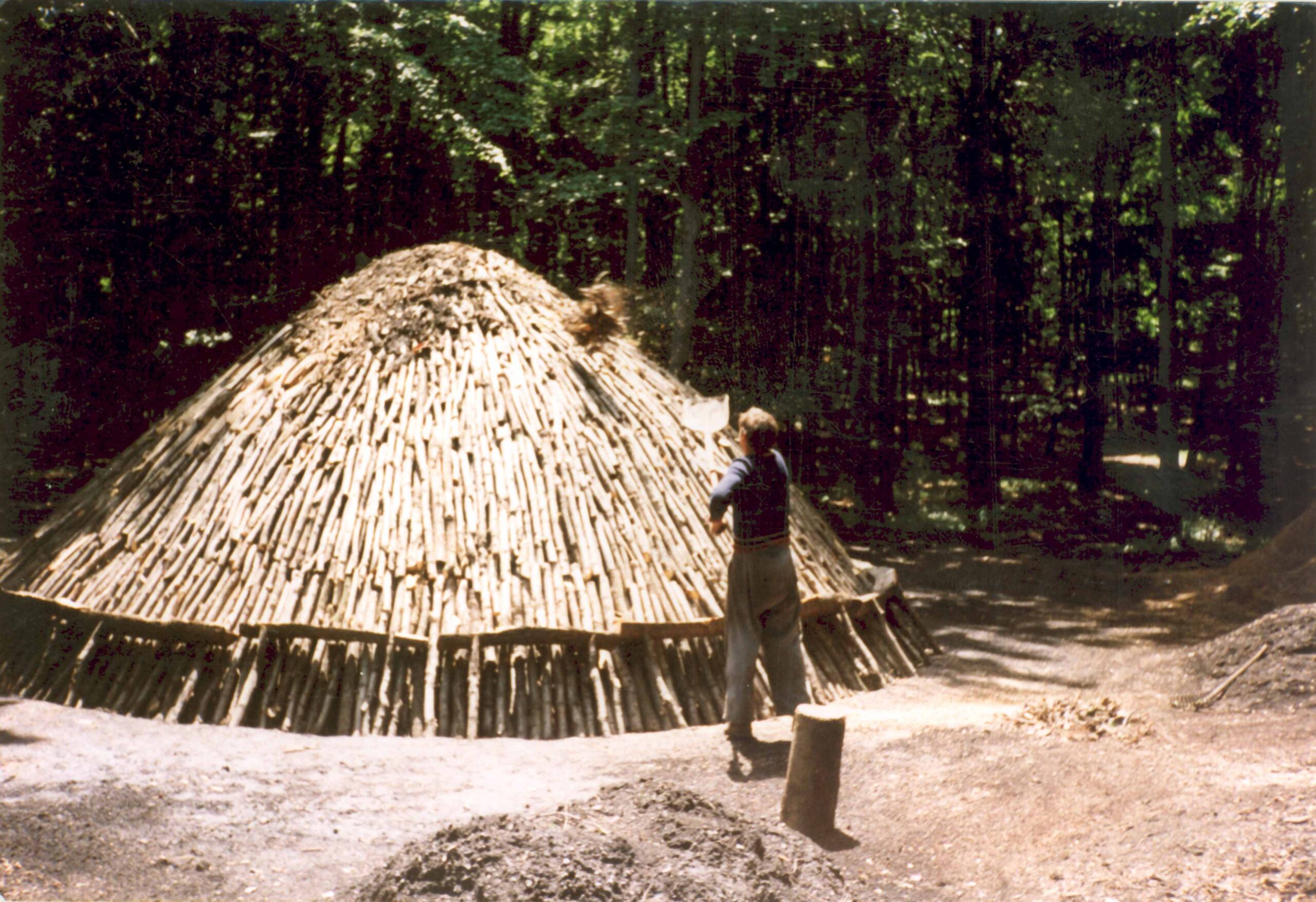szénégető boksa Takarás