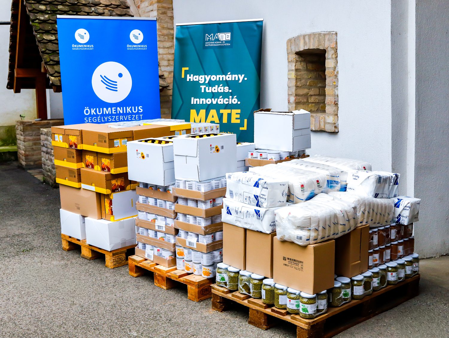 mate adomány ökomenikus karácsony