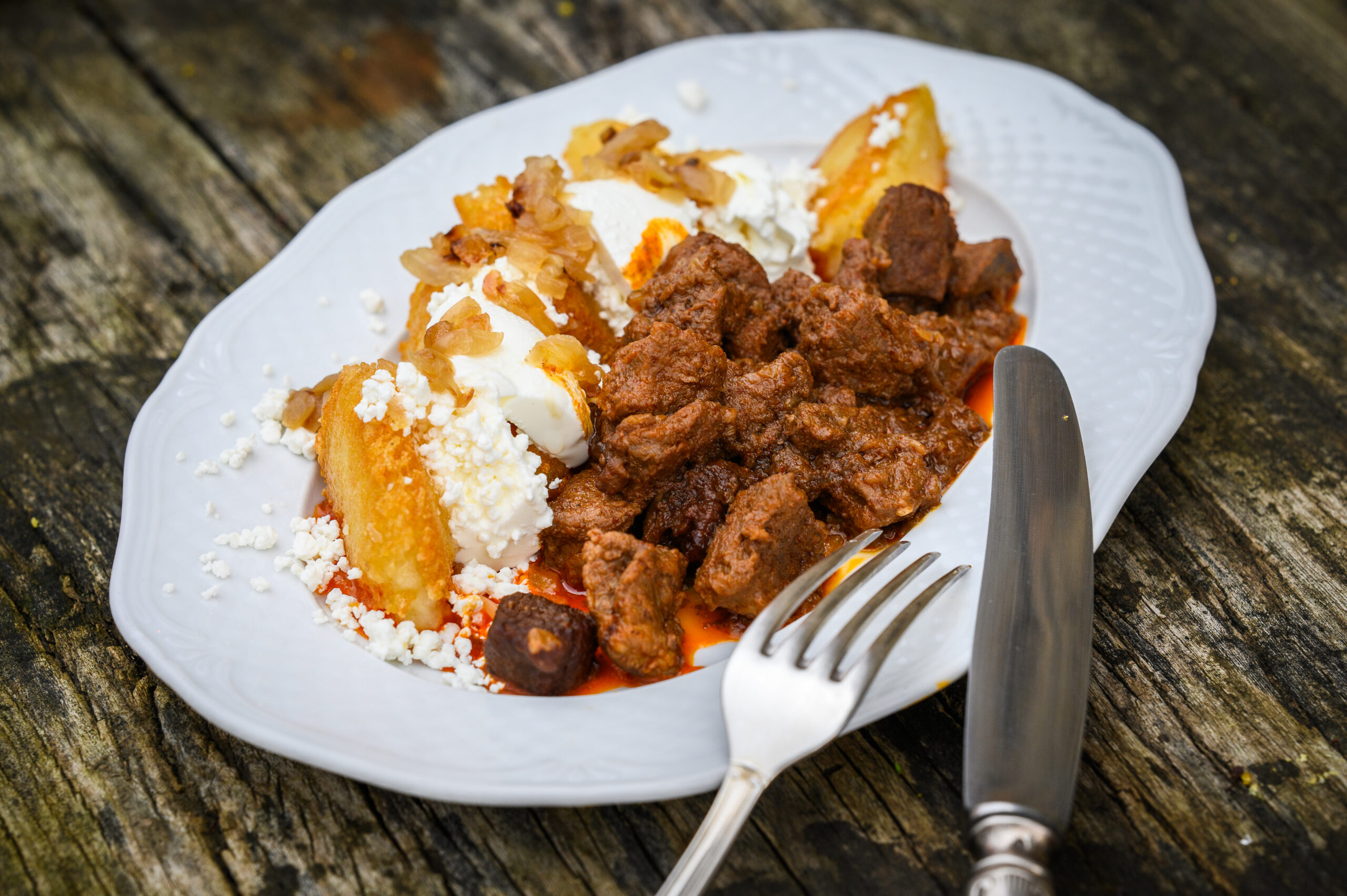 dámpörkölt krumplisalátával gasztronómia vadhús