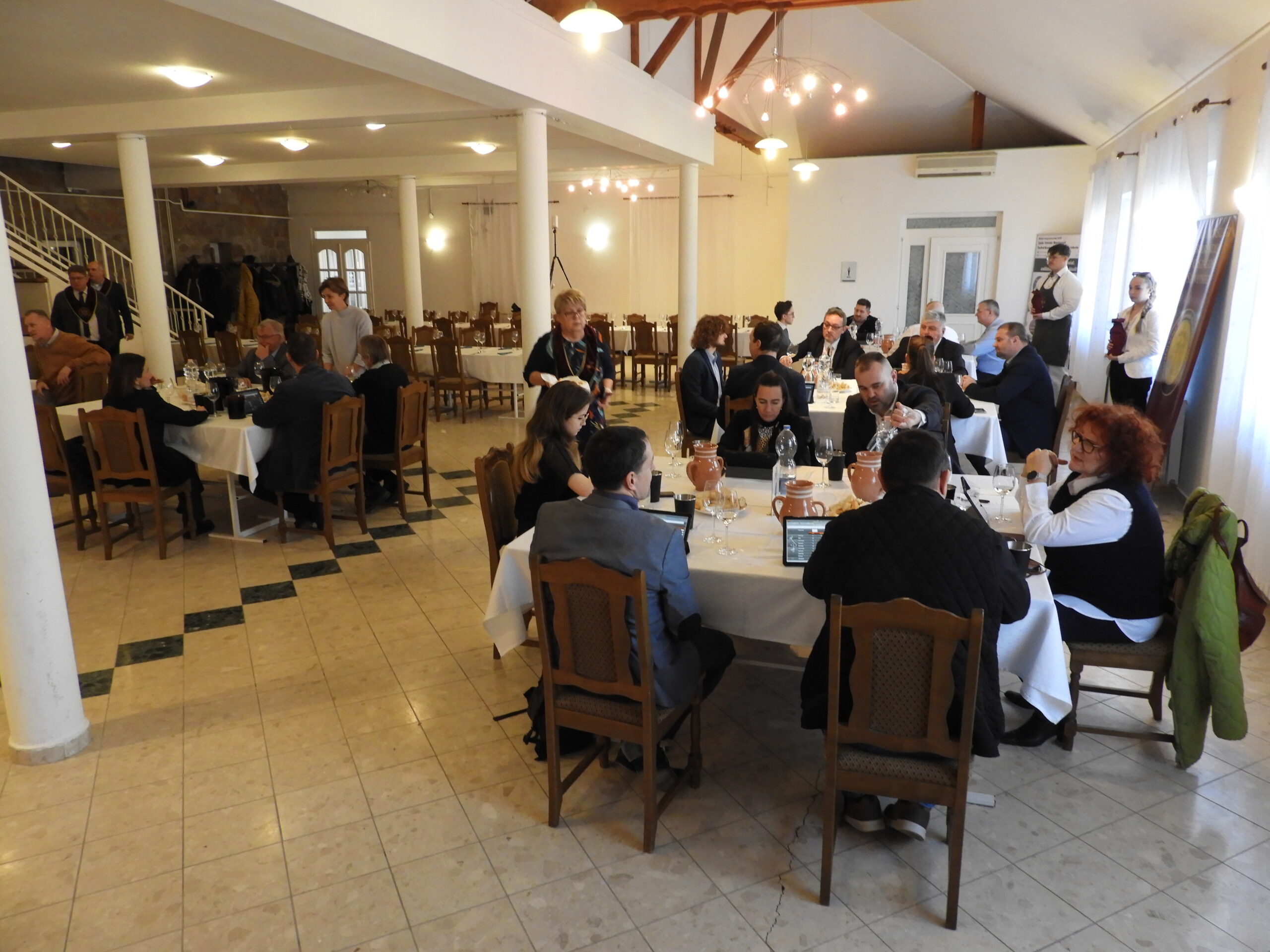 Terítéken a borlovagok borai