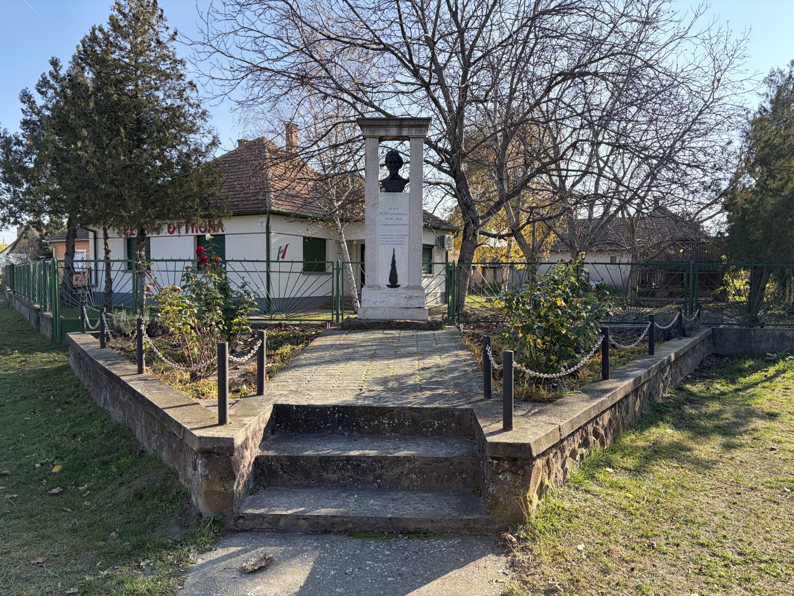 szabadszállás petőfi emlékhely