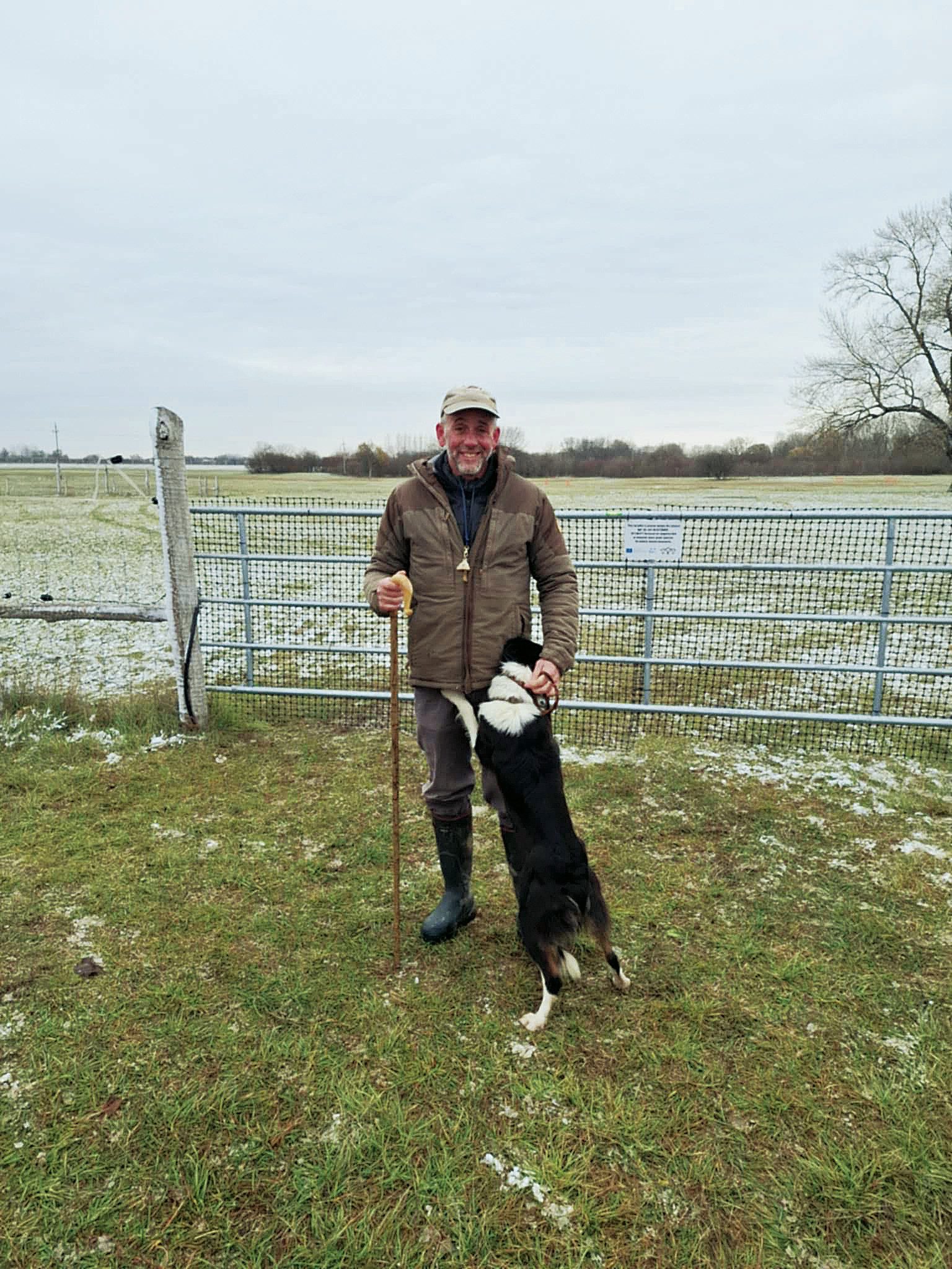 Dr. Szalmásy Miklós kutyájával