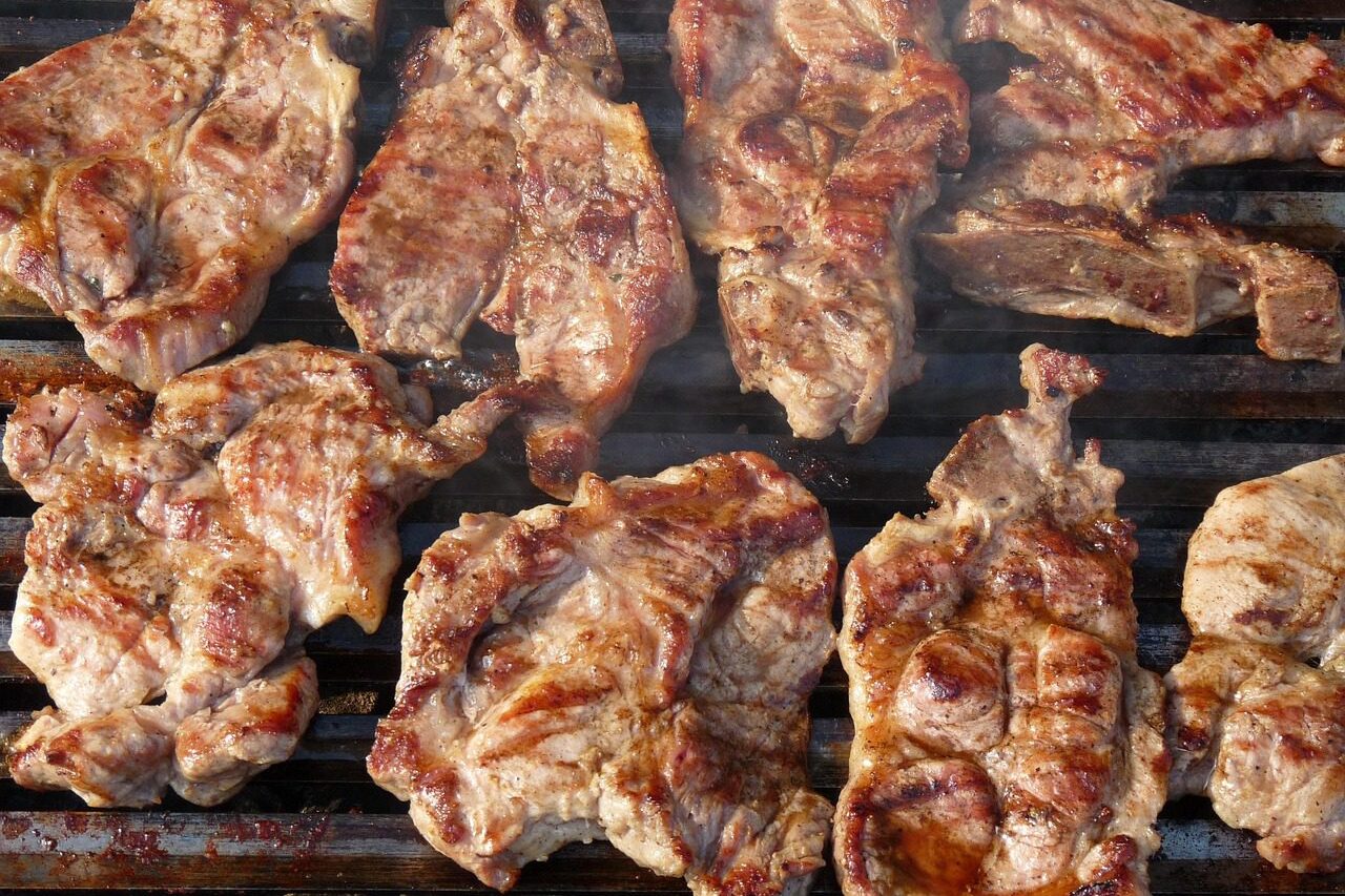 Diéta: hús minden mennyiségben