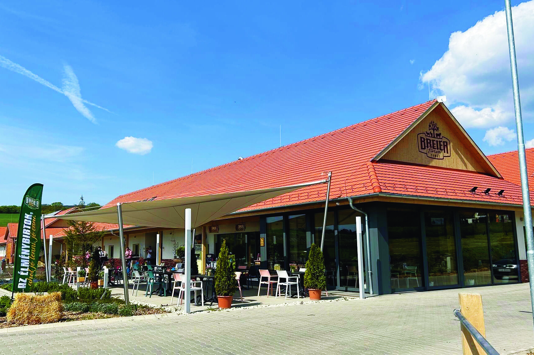 Szénától a sajtig, egy élményfarm működése