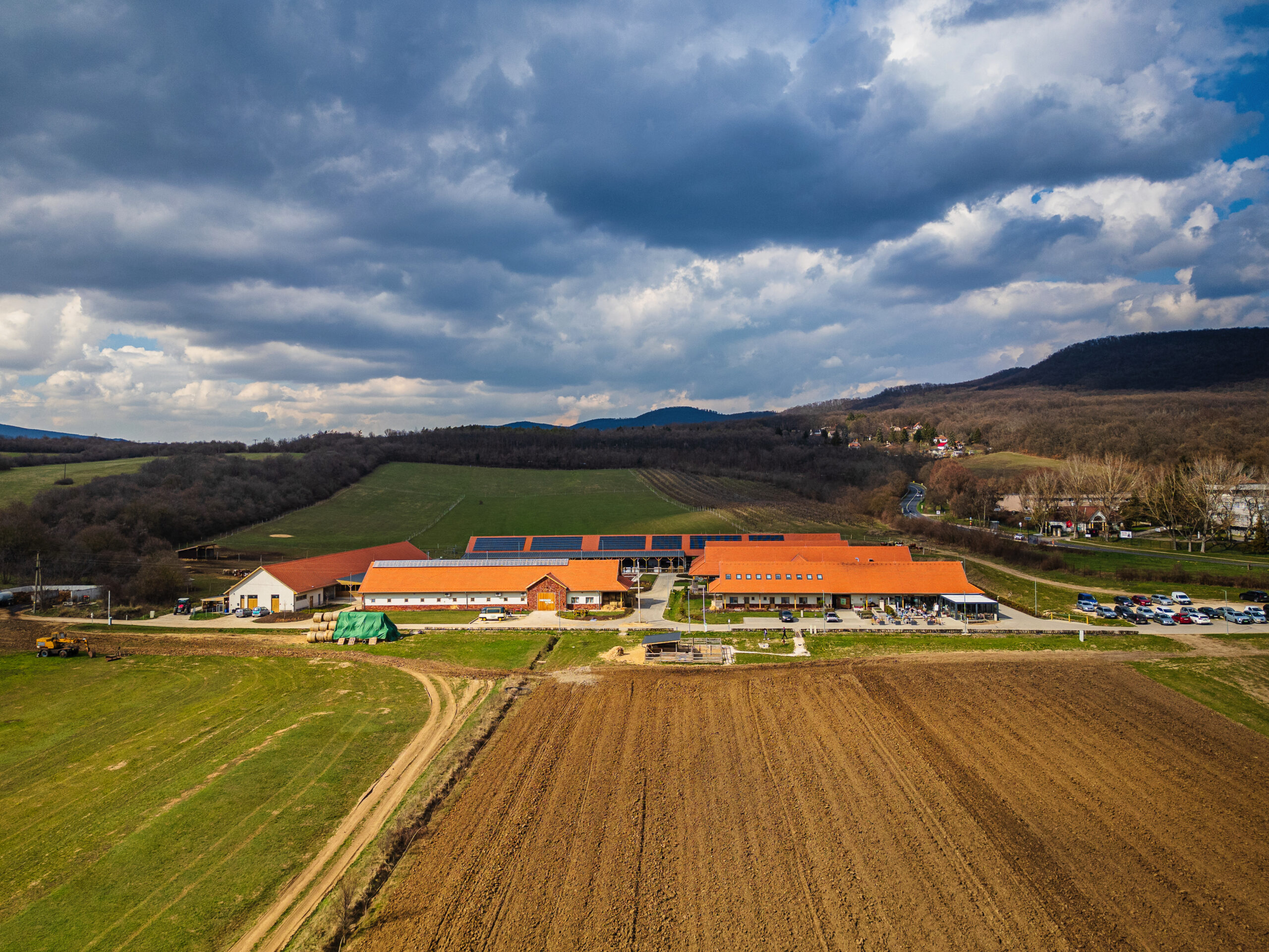 A termőföldtől az asztalig – agroturisztikai élmények Pomázon