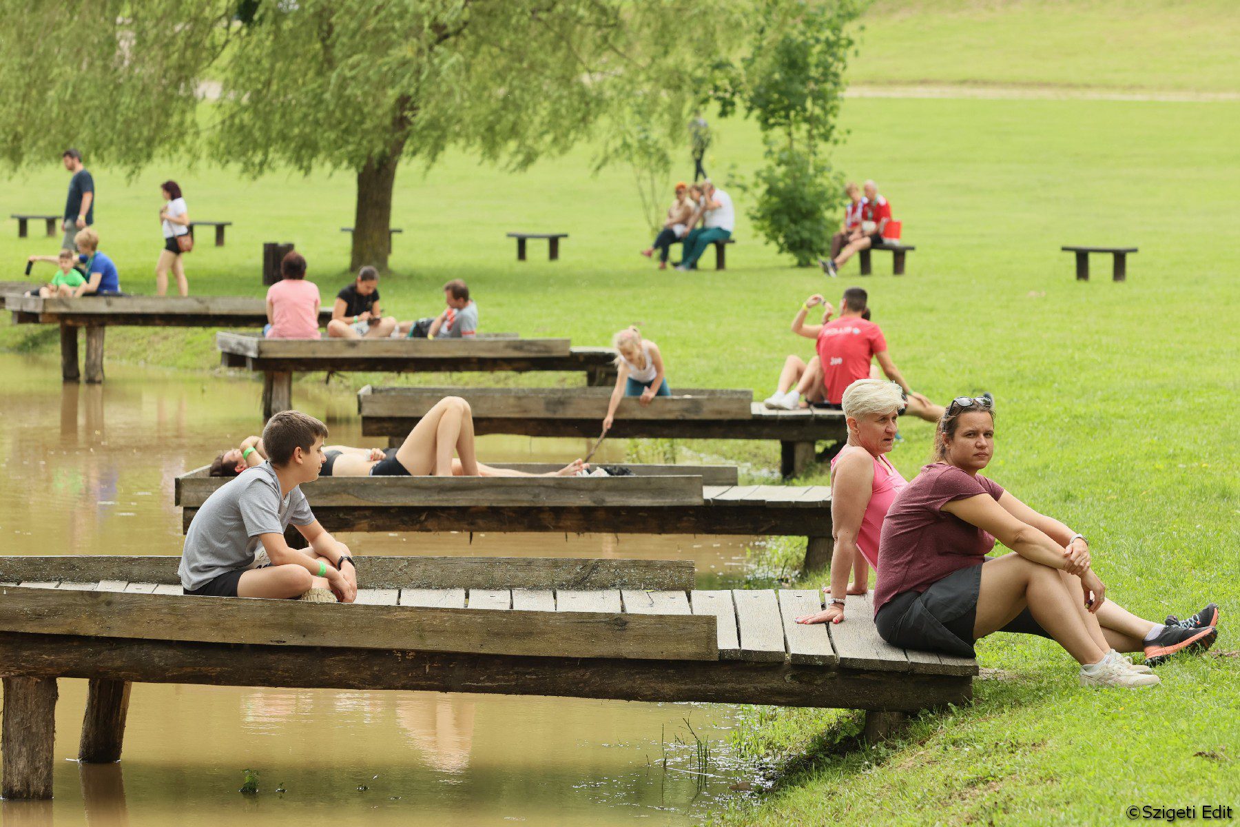 Nyári hangulat a Ropolyi-tónál