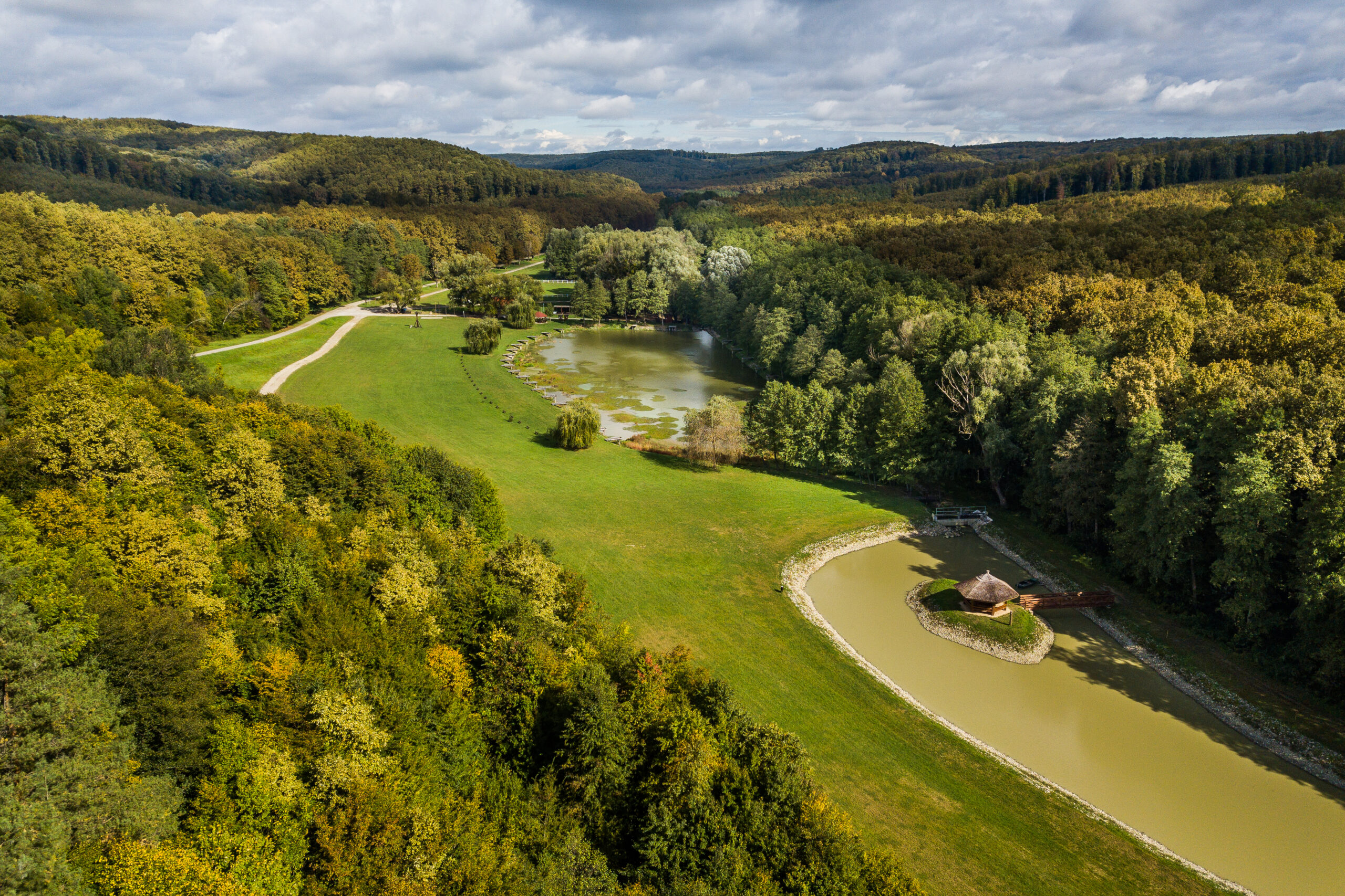 Ropolyi pihenőhely madártávlatból
