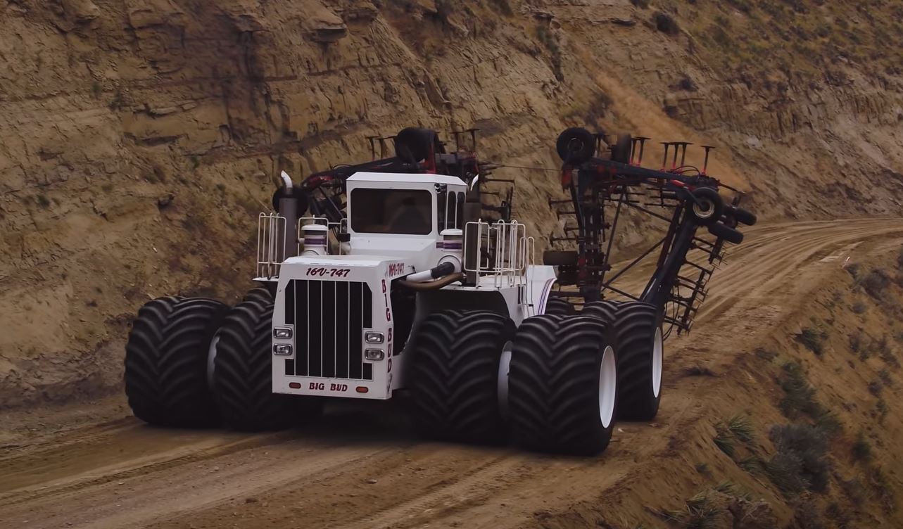 Big Bud 747: nyugdíjba vonul a világ legnagyobb traktora