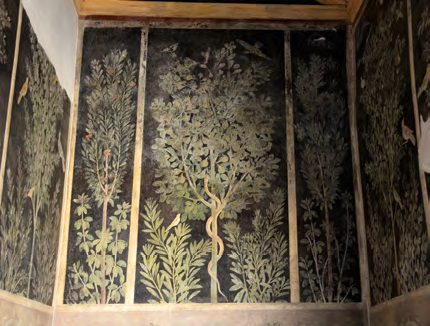 A Kert Háza (Casa del Frutteto)a hálószobák falain található élethű freskókról nevezetes (Pompeji)