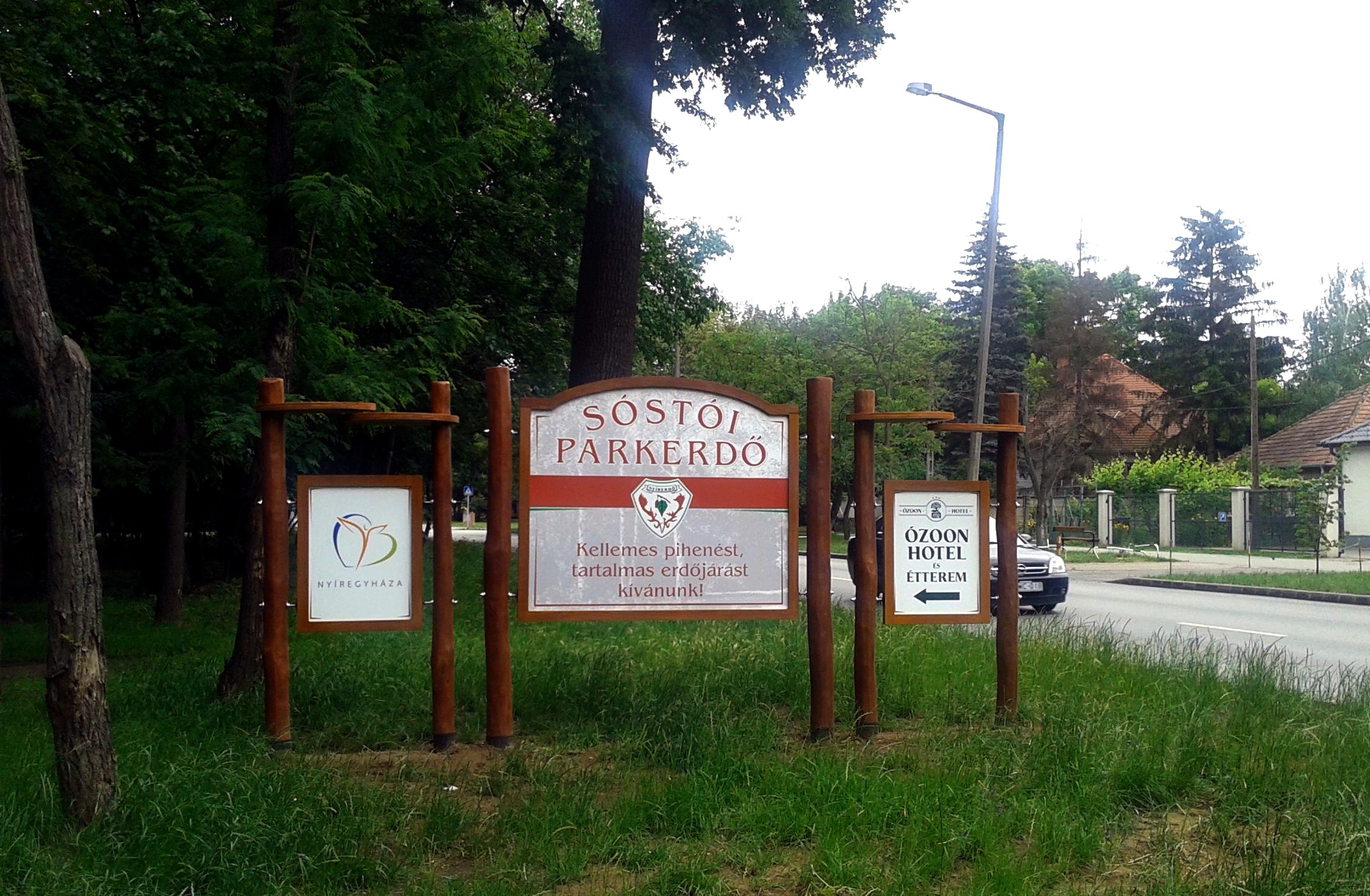 A parkerdő kapuja