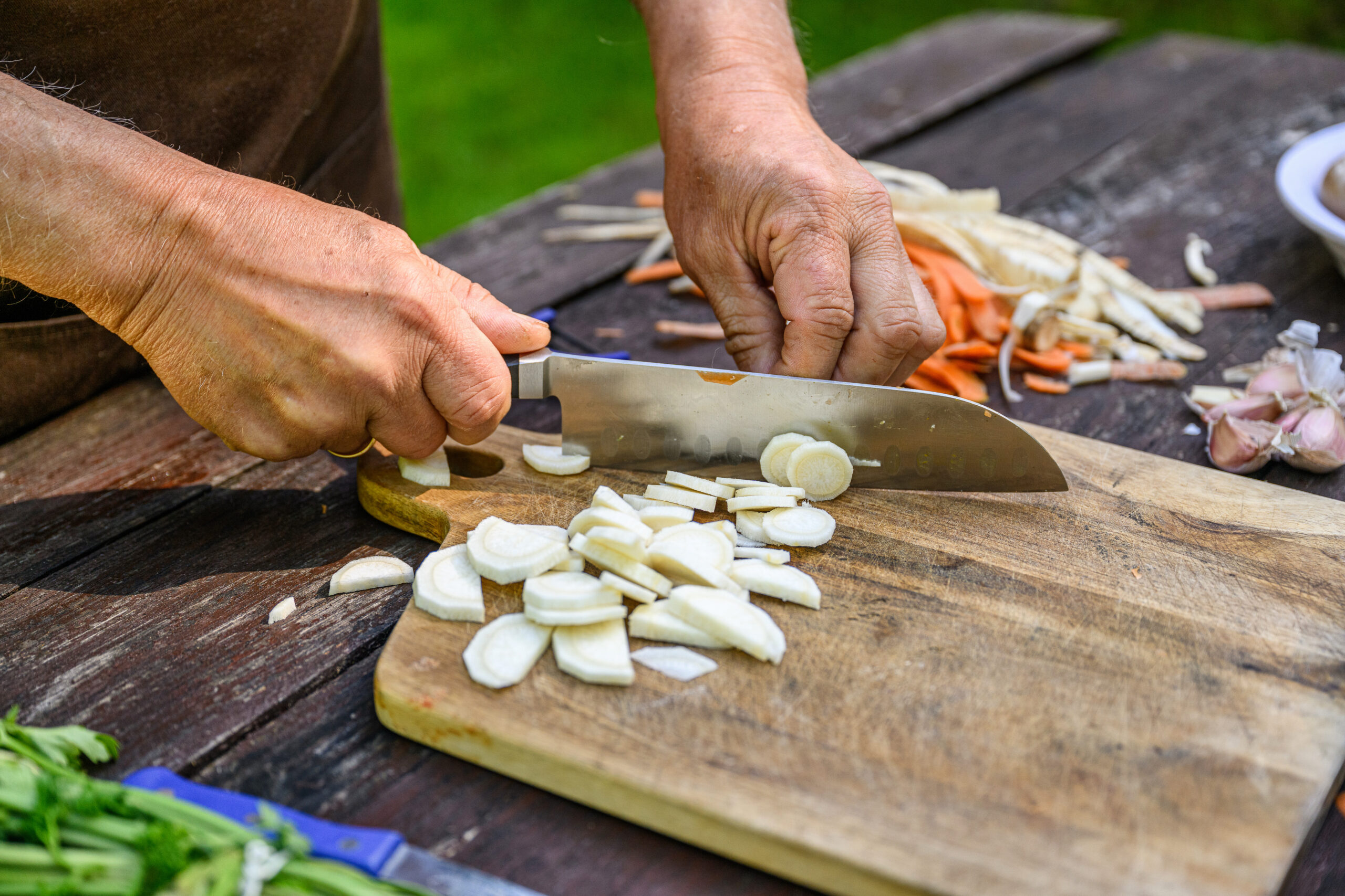 főzés gastronómia kés vágódeszka élelmiszer zöldség mecsekerdő