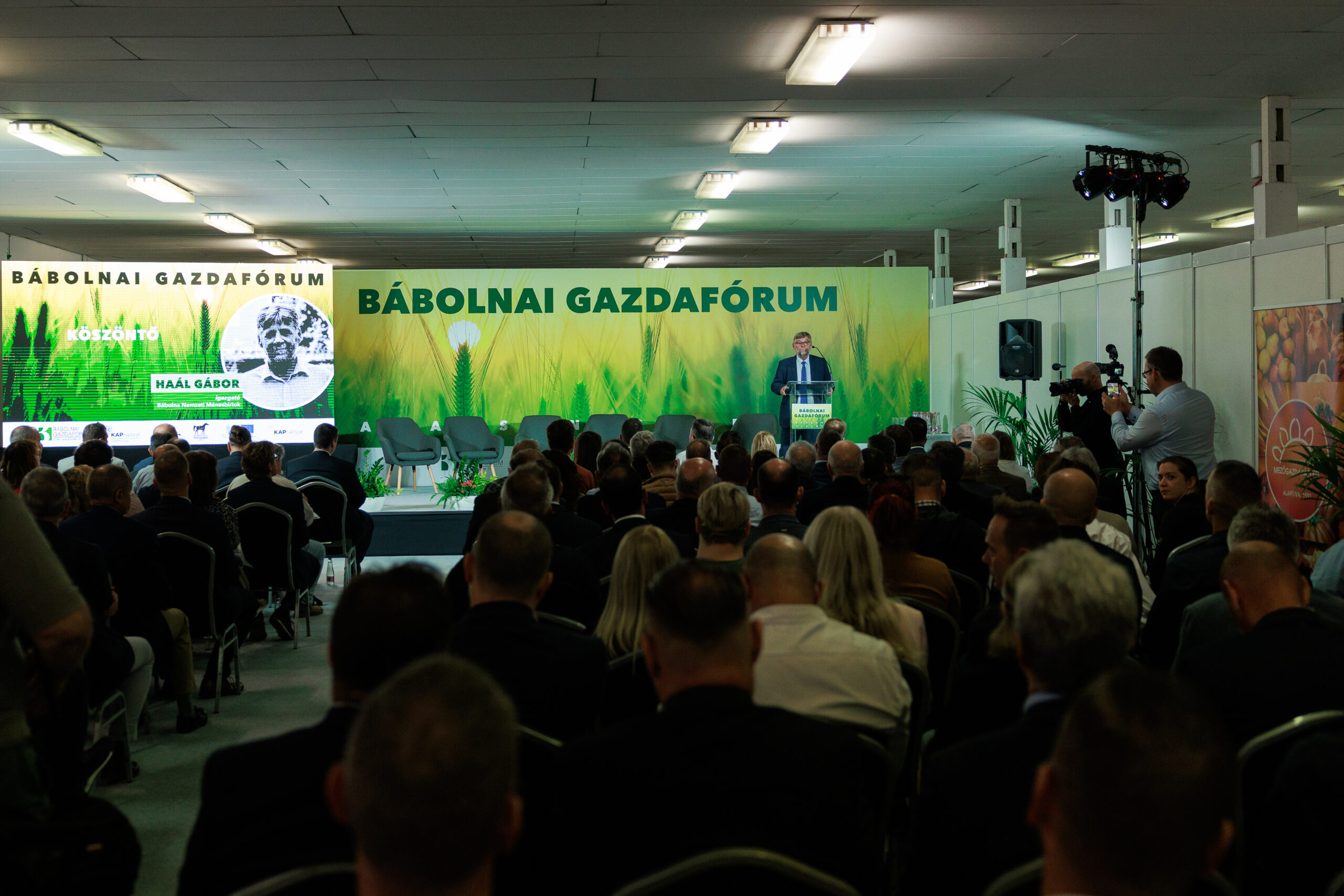 Ménesbirtokok a változás sodrában, nehéz helyzetben a fiatal gazdák