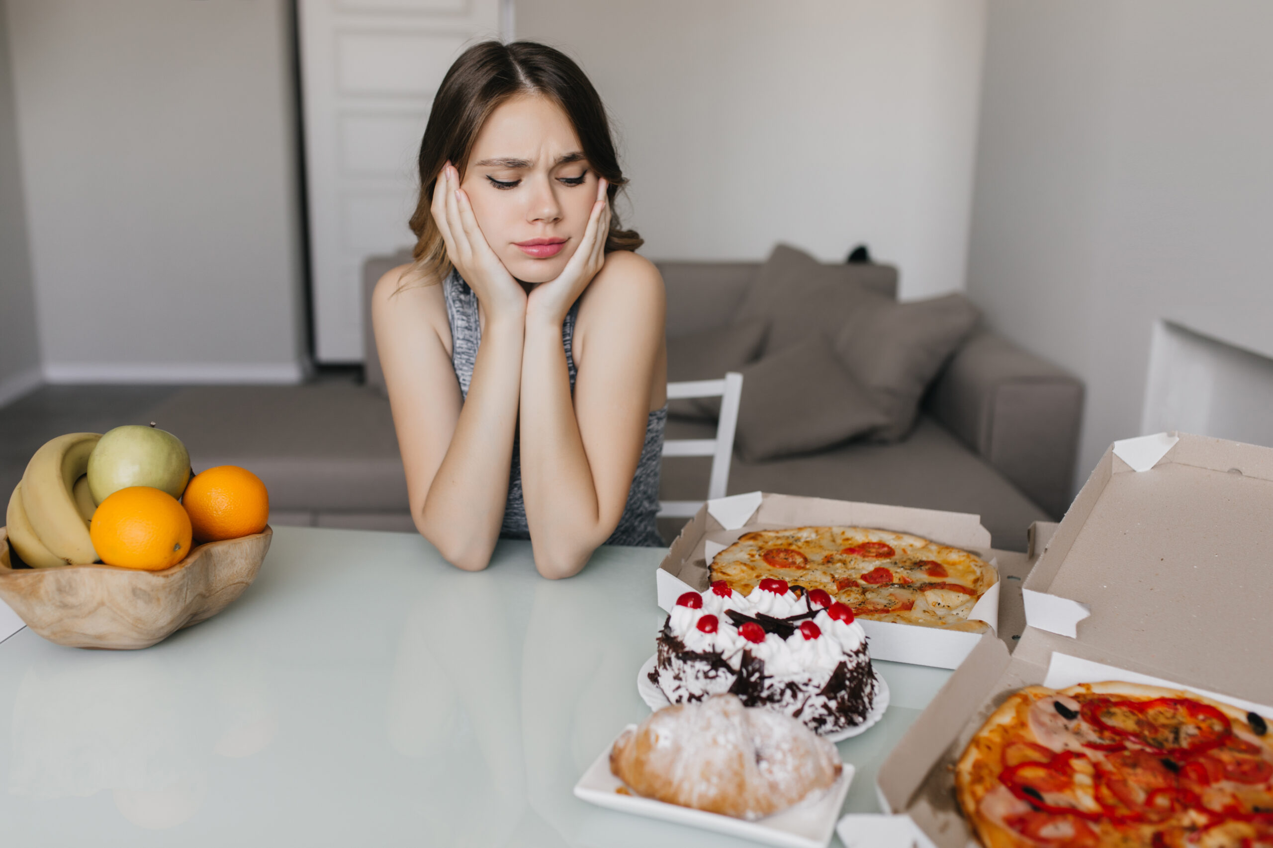 evés étel falási roham pizza táplálkozás torta falászavar