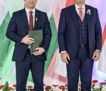 Dr. Apáti Ferenc Dr. Apáti Ferenc