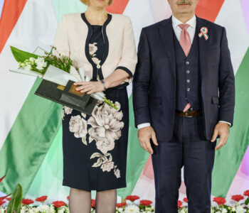 dr. Karaffa Erzsébet Mónika dr. Karaffa Erzsébet Mónika