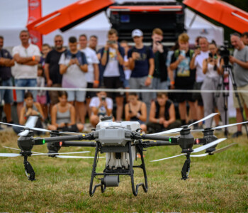 Fotó: Csatlós Norbert ABZ drónbemutató a 37. Bábolnai Gazdanapokon