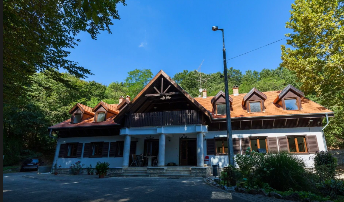 Alsóvadácsi Vadászpanzió