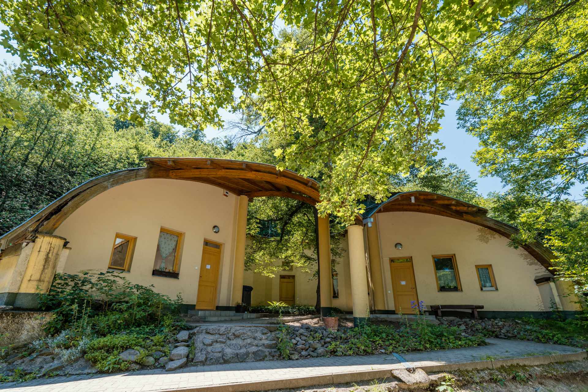 Madas László Erdészeti Erdei Iskola