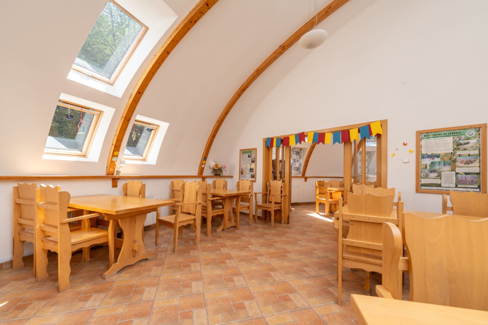 Madas László Erdészeti Erdei Iskola