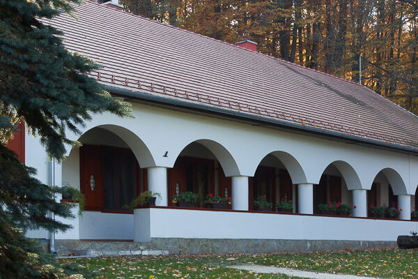 Huszárokelőpuszta Vendégház