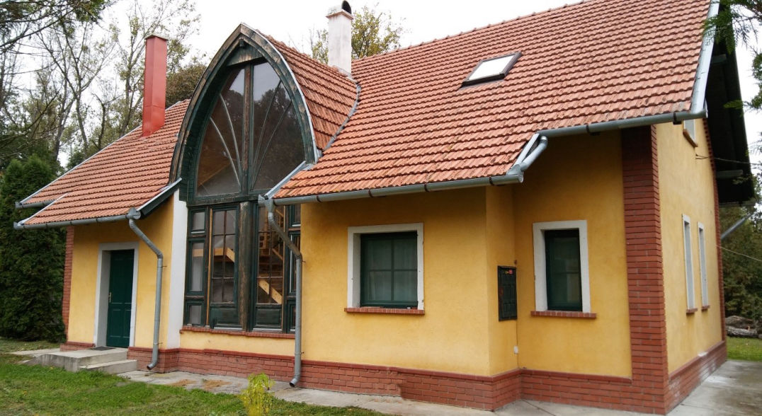 Rókatói vadászház