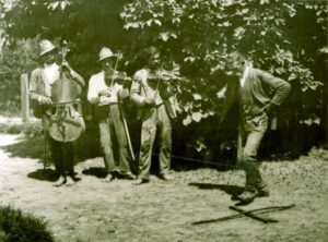 Kanásztánc Márcadó-pusztán (Zselickisfalud)